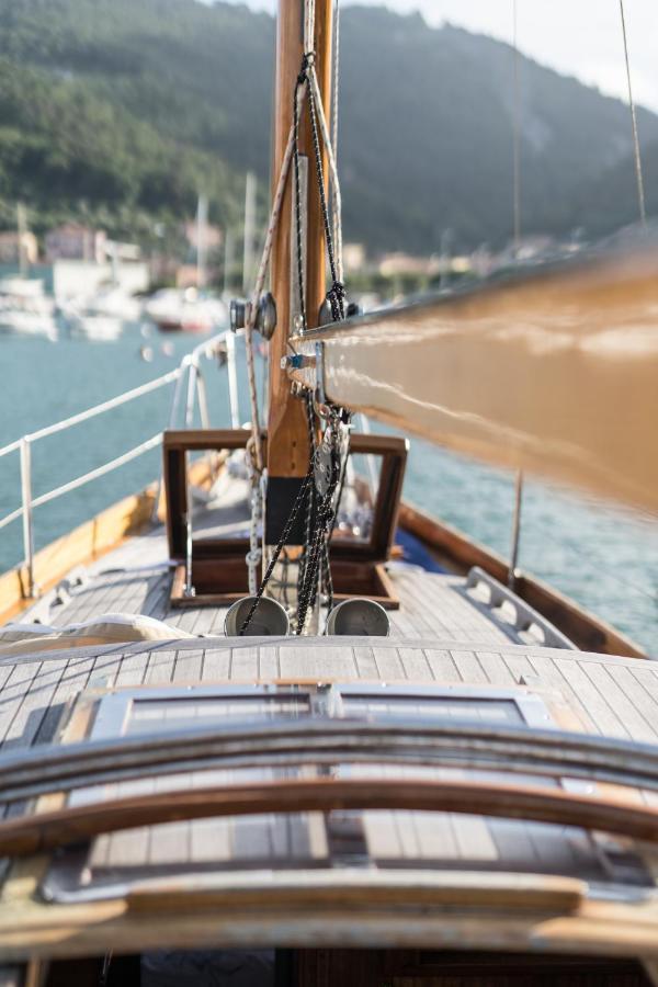 B&B Vela D'Epoca Parvati By Portido ポルトヴェーネレ エクステリア 写真